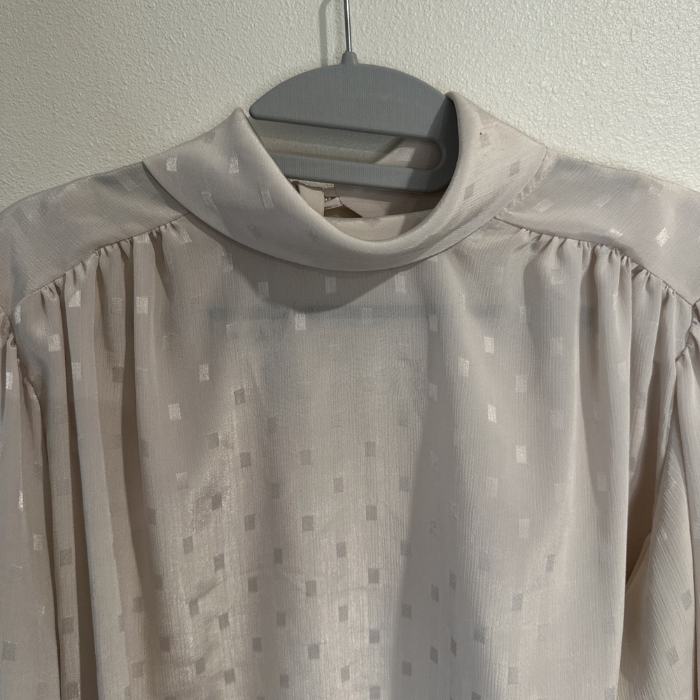 laura mae Vintage Long Sleeve‎ Blouse - Picture 2 of 8